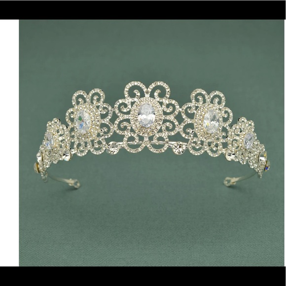 New Elegant hair accessory - Picture 1 of 6